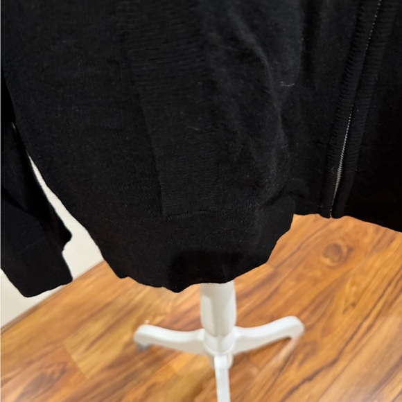 Banana Republic Black Luxury Cashmere Blend Sweater - Picture 4 of 6